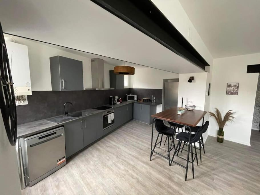 Appartement Jungle- Hypercentre -Charleville Extérieur photo